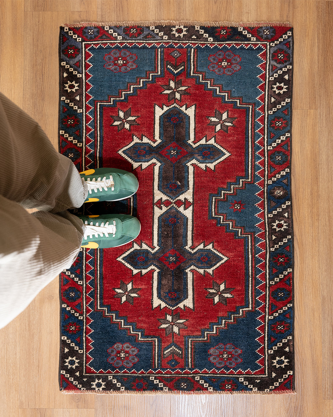 Handmade Tribal Vintage Turkish Small Rug | 2'4