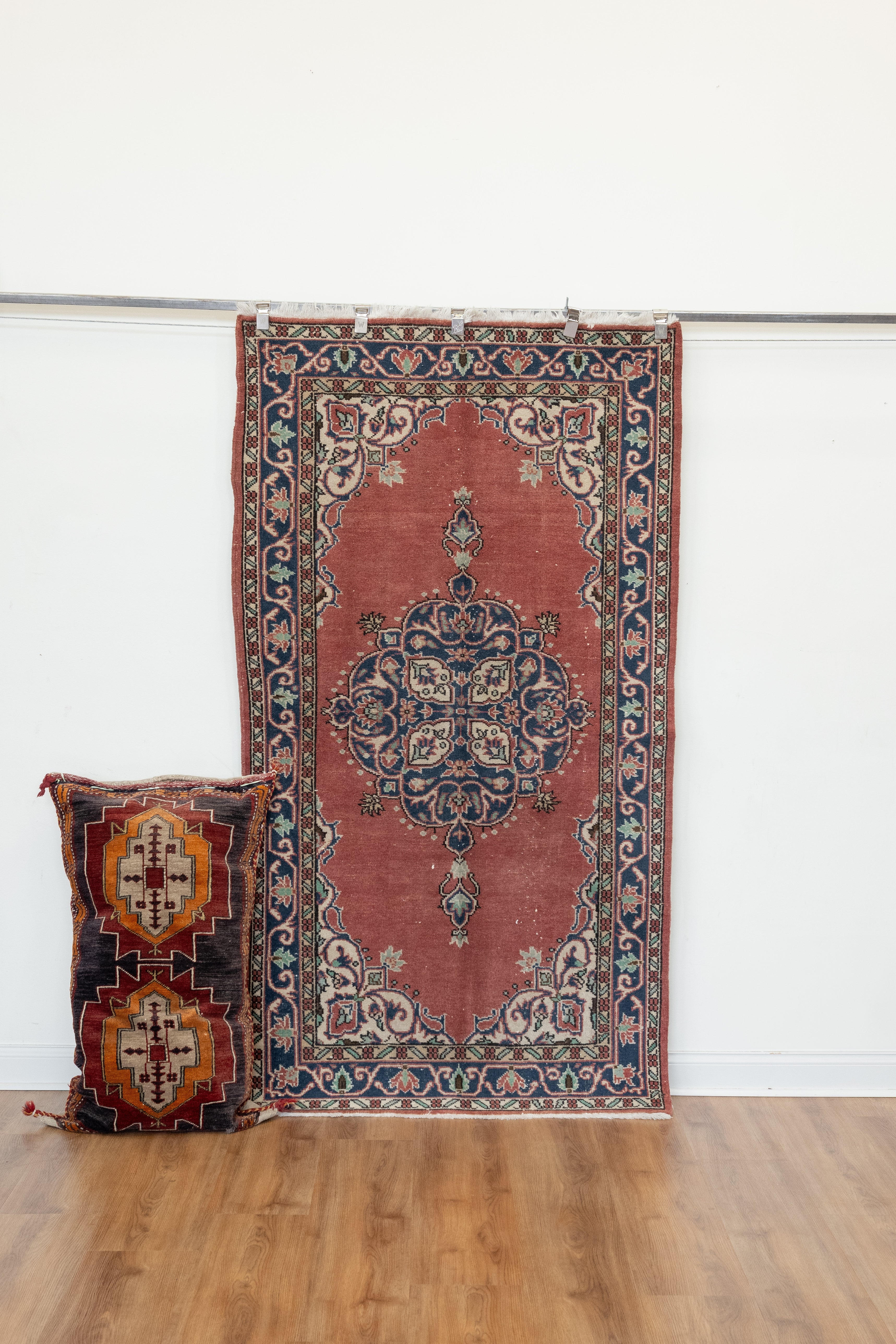 Vintage Turkish Distressed Medium Size Rug | 3'9